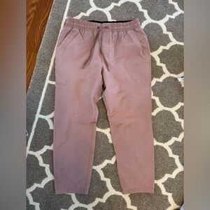 Lululemon Men’s ABC Jogger (hemmed by Lulu to 27”) size L
